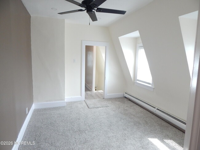 Building Photo - 90 Mt Hermon Way