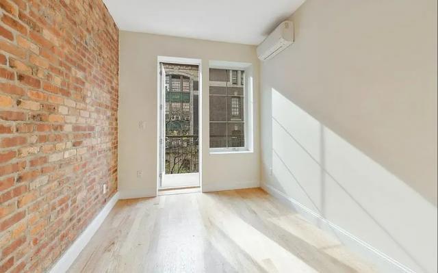 Building Photo - 2 bedroom in New York NY 10036