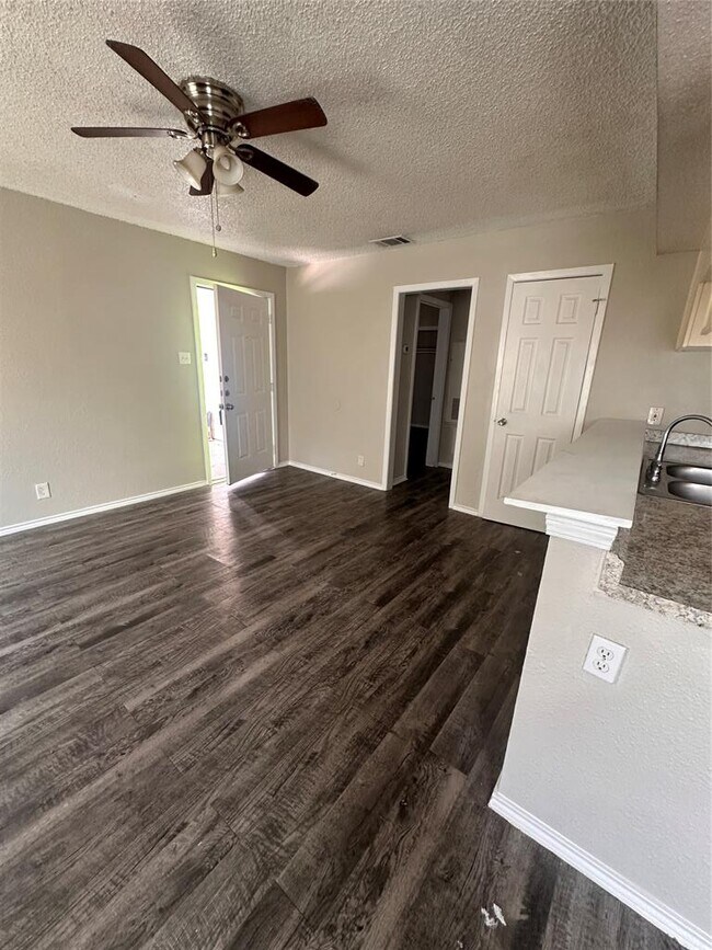 Building Photo - 6110 Wheless Cove