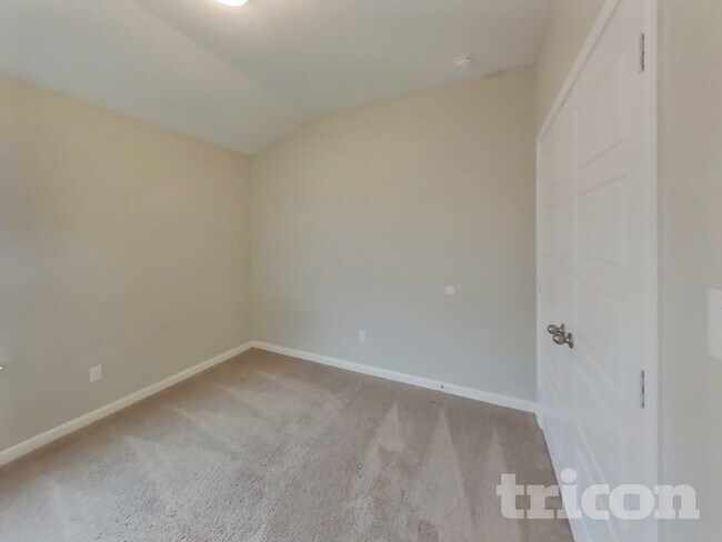 Building Photo - 5907 Noah Pl