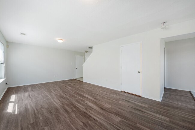 Building Photo - 14423 Benningcrest Ln