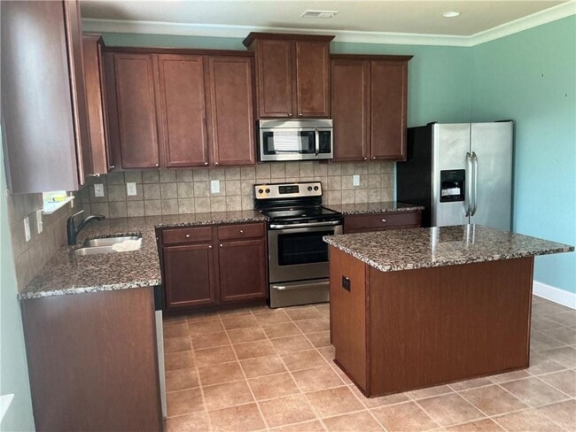 Building Photo - 1205 Pebble Rock Rd