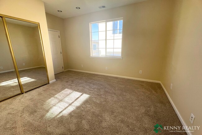 Building Photo - Spacious & Sunlit 5-Bedroom Retreat in the...