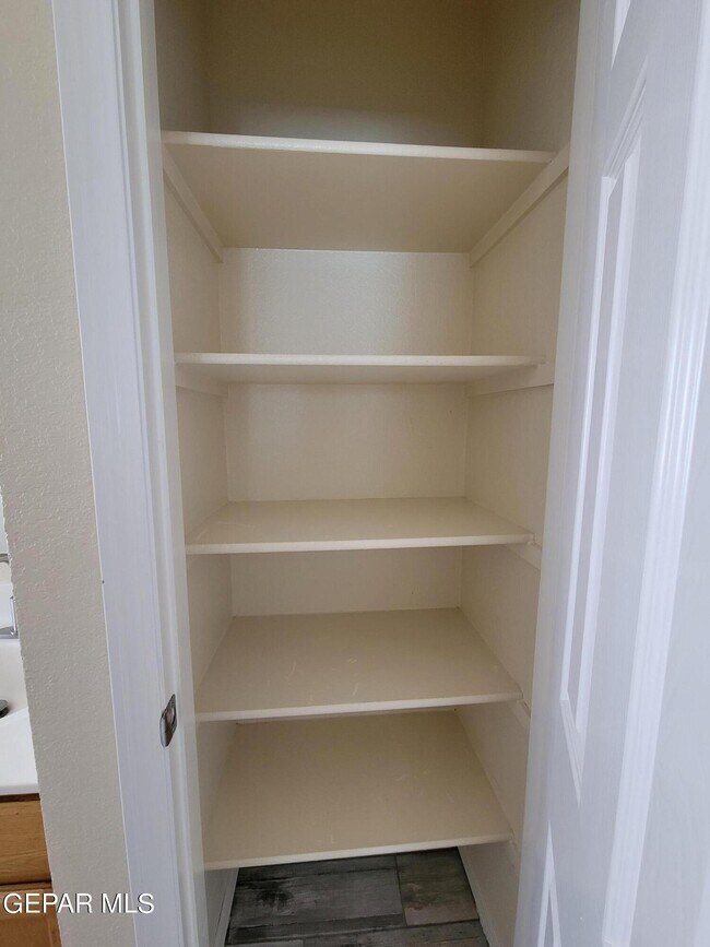 Building Photo - 14044 Peter Noyes Dr