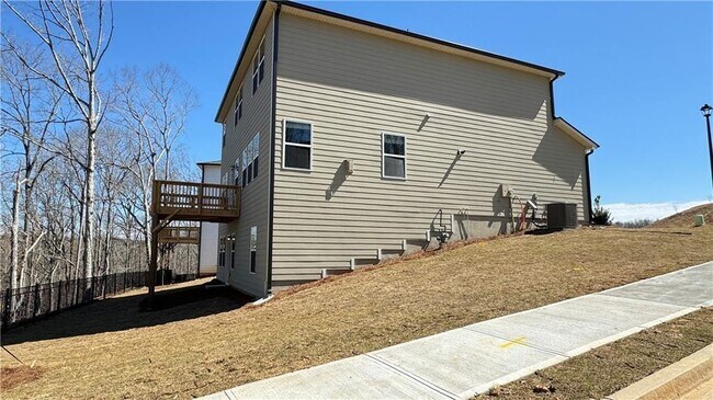 Building Photo - 228 Water Oak Wy