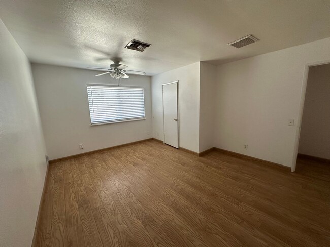 Building Photo - Your Dream Home: Spacious Interiors, Garage, and Huge Backyard