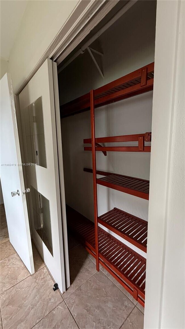 Building Photo - 7961 Orleans St