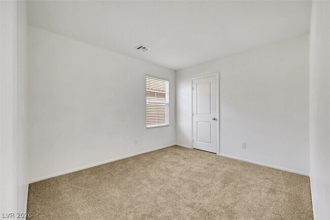Building Photo - 935 Spiracle Ave