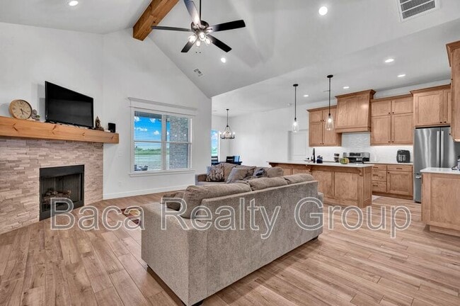 Building Photo - 24956 Norte Rd