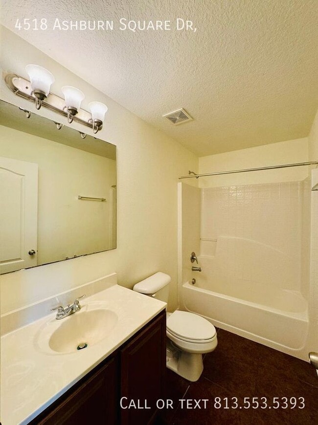 Building Photo - 4518 Ashburn Square Dr