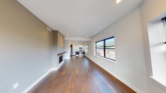 Floorplan - Ten Front