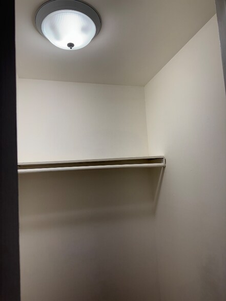 Building Photo - 11318 Cherry Hill Rd