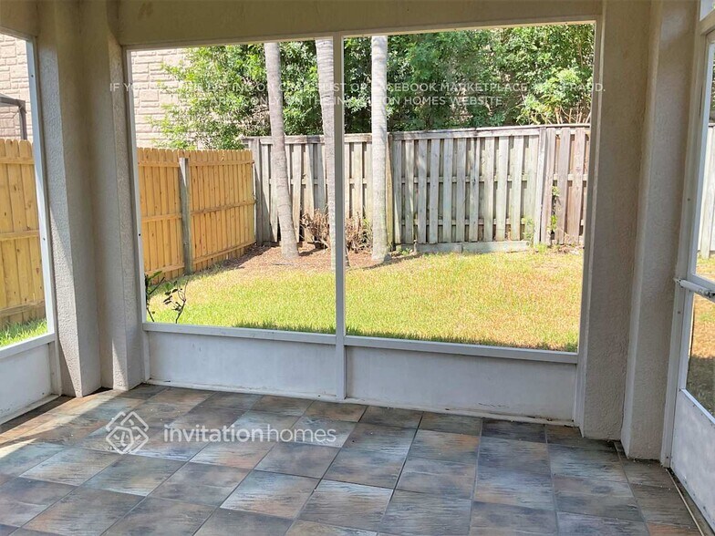 Building Photo - 2337 Deercroft Dr