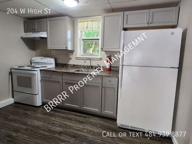 Building Photo - 204 W High St
