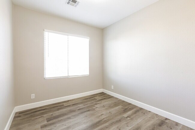 Building Photo - 6073 W Traviata Ave