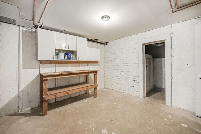 Building Photo - 2 Bed 2 Bath Home for Rent In Wash Park area!