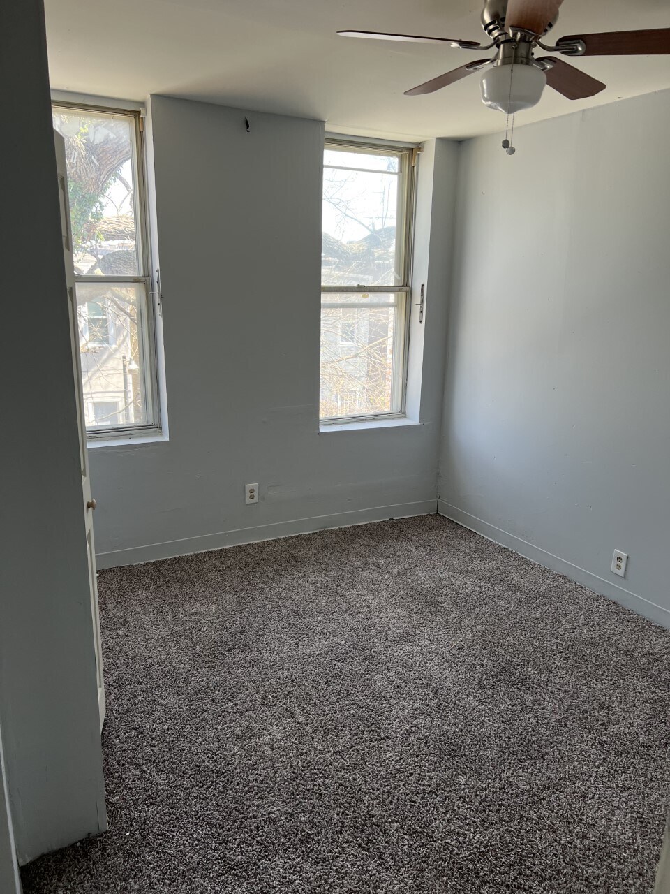 Building Photo - 1459 S 52nd St