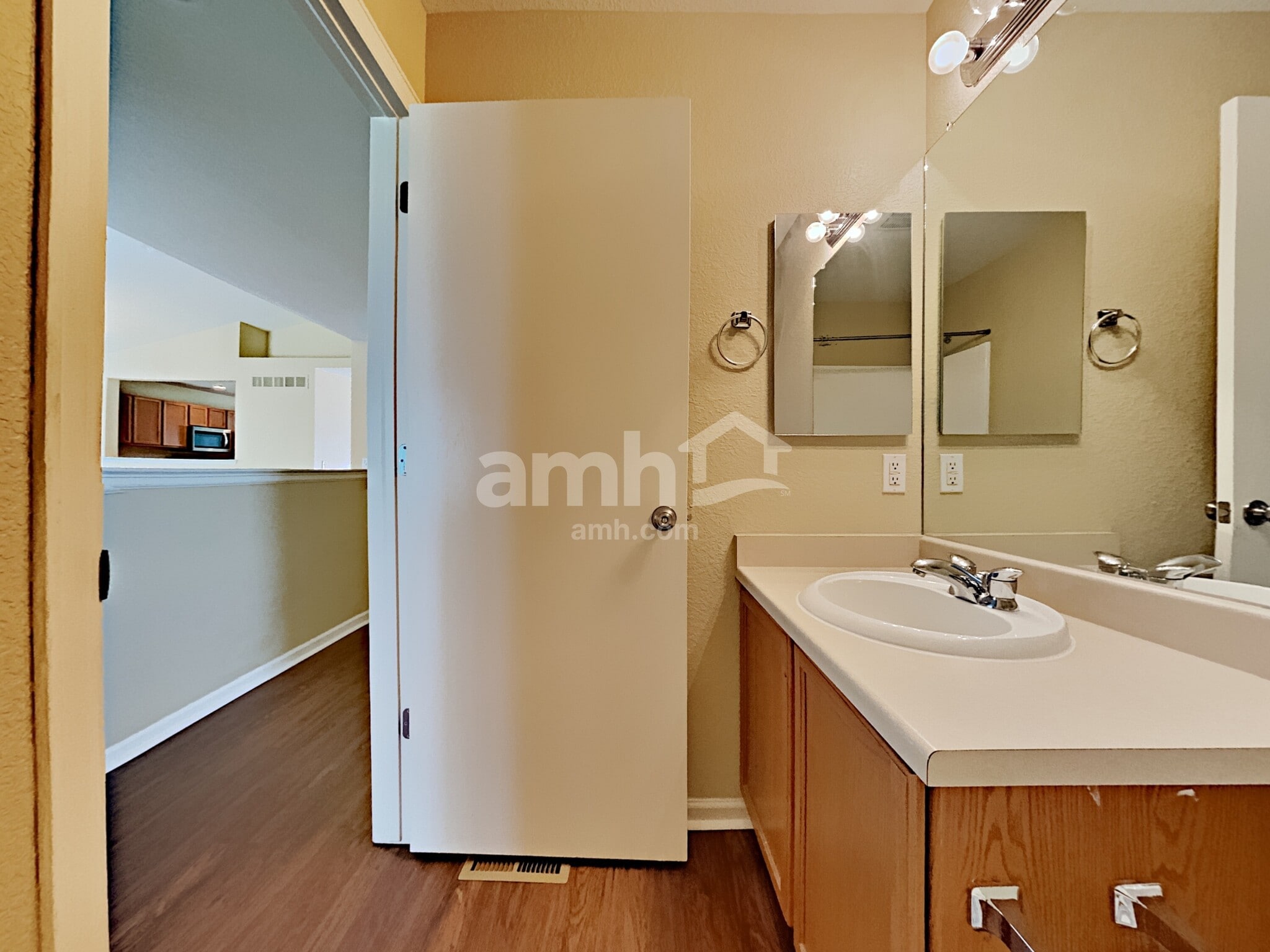 Building Photo - 394 Tumbleweed Dr
