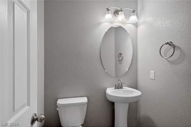 Building Photo - 5663 N Balsam St