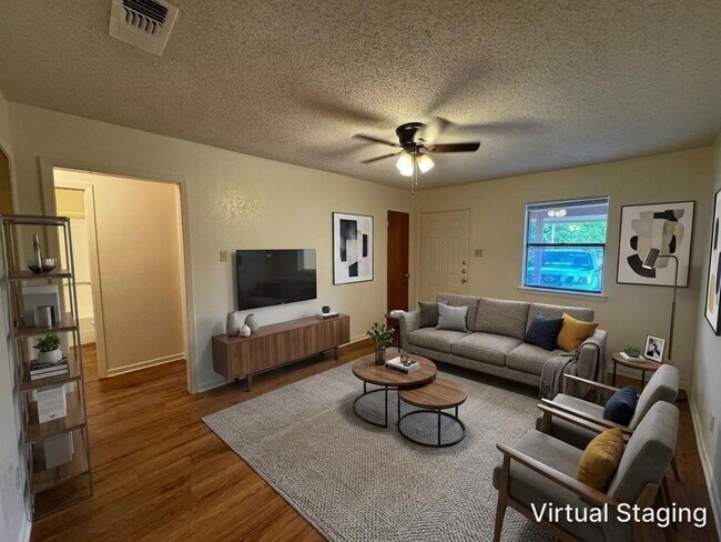 Building Photo - 2-Bedroom Duplex for Rent in Killeen