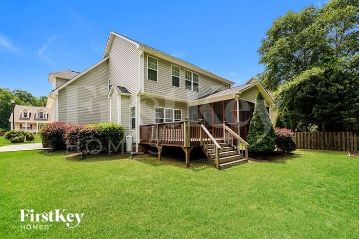 Building Photo - 286 Winding Oak Way