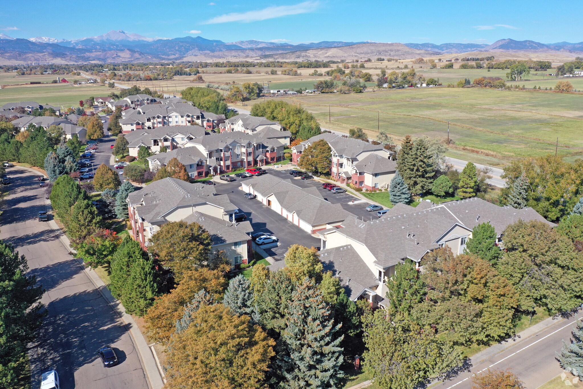 The Shores At McIntosh Lake Apartments 2450 Airport Rd Longmont CO