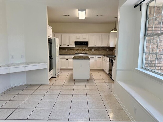 Building Photo - 11112 Marden Ln