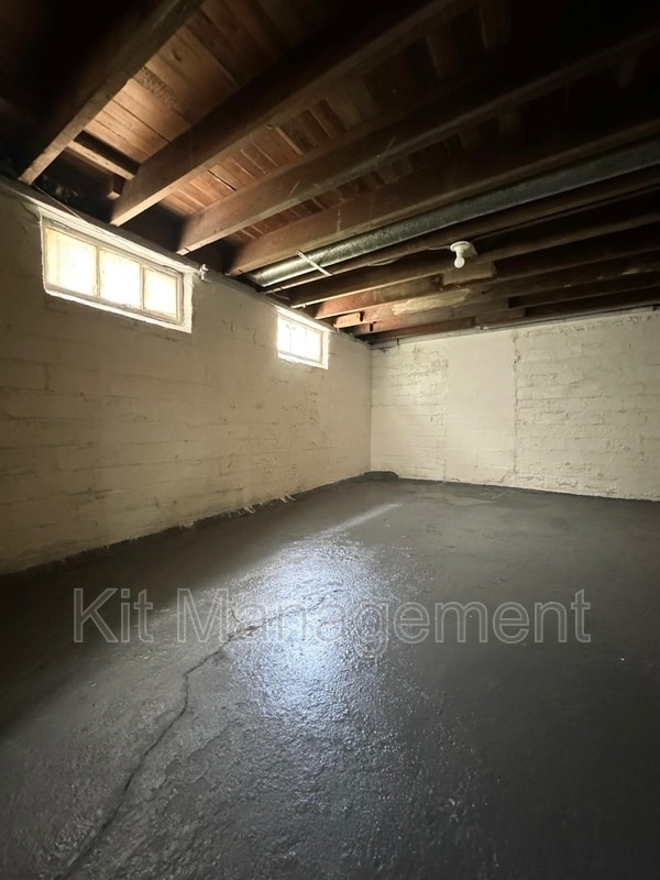 Building Photo - 1752 Finch St