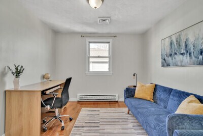 Building Photo - 74 Dunboy St