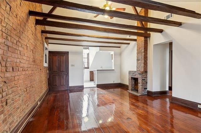 Building Photo - 622 Dauphine St