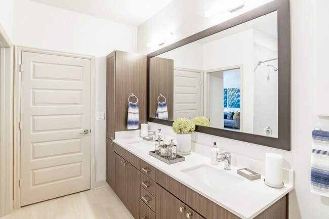 Building Photo - Get 1 Month FREE – Schedule Your Tour Today!