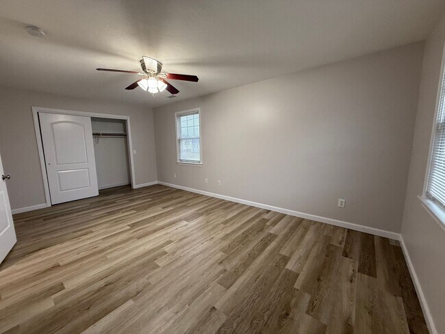 Building Photo - 47-49 Kent Road