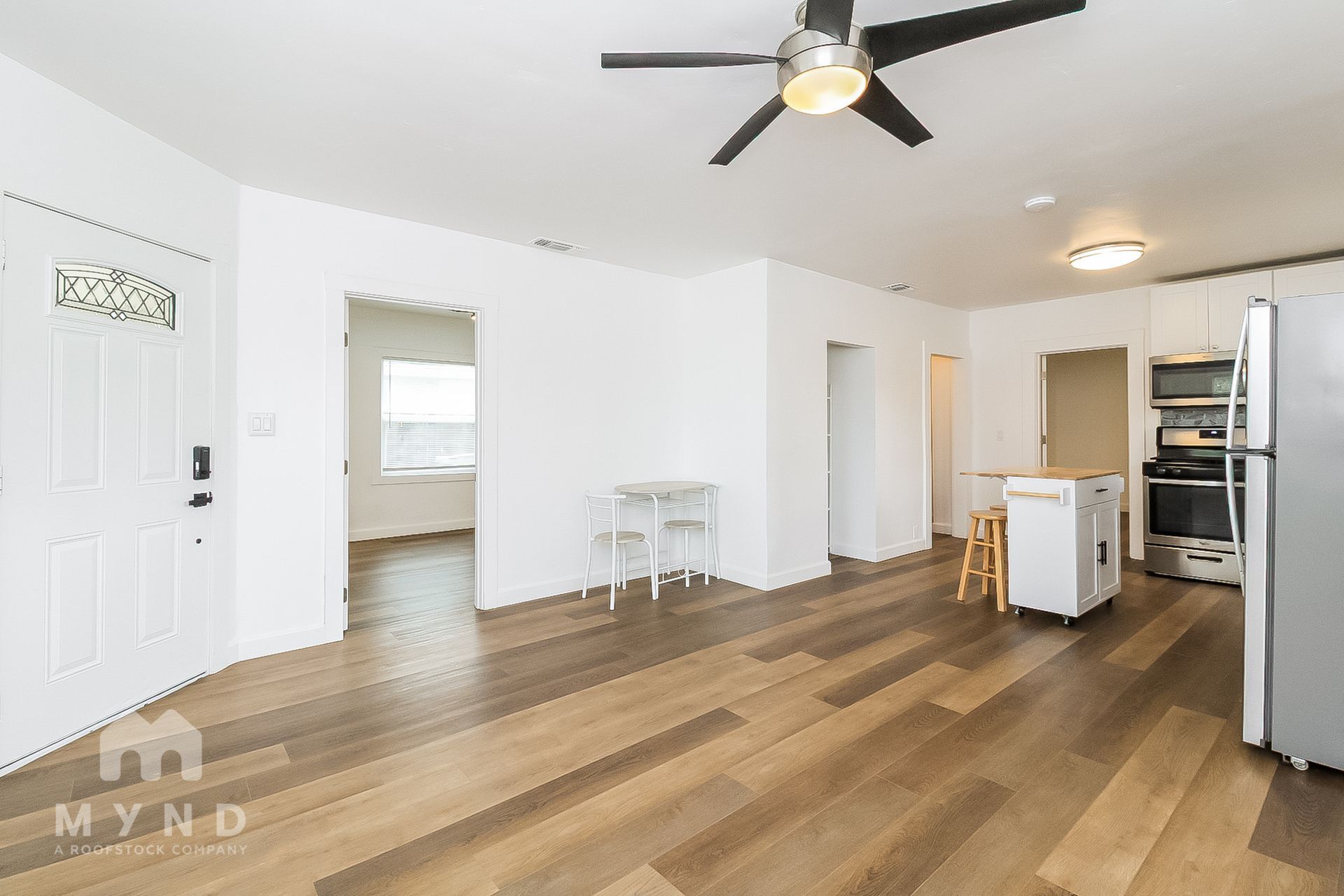 Building Photo - 702 Dixieanne Ave