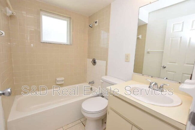 Building Photo - 1019 Buccaneer Dr