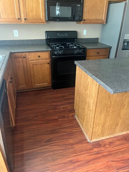 Building Photo - 2530 Sandown Ct
