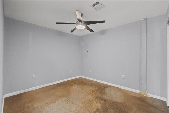 Building Photo - 6602 Prino Rd