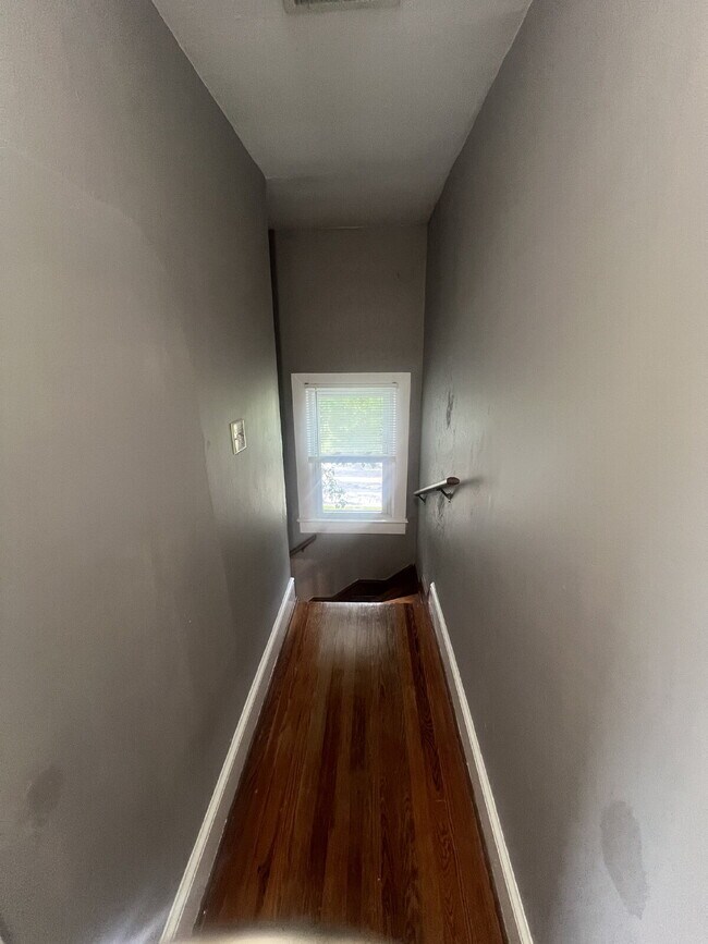 Building Photo - Charming 4-Bedroom Home on Spacious Corner...