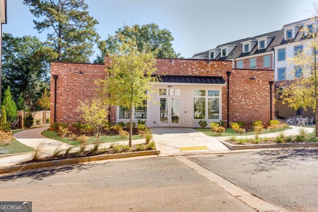 Building Photo - 501 Burton Dr