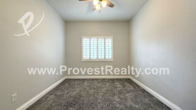 Building Photo - 8440 Hoover Ct