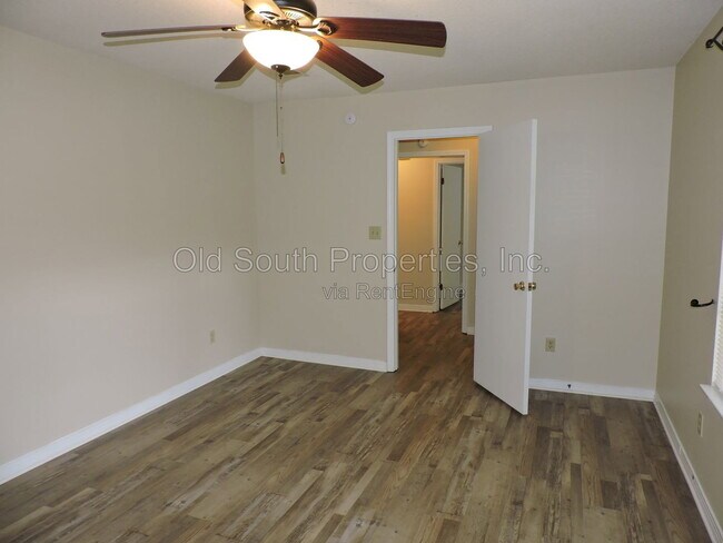 Building Photo - 3206 Raines St