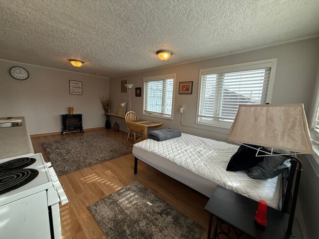 Building Photo - 1411 3rd Ave