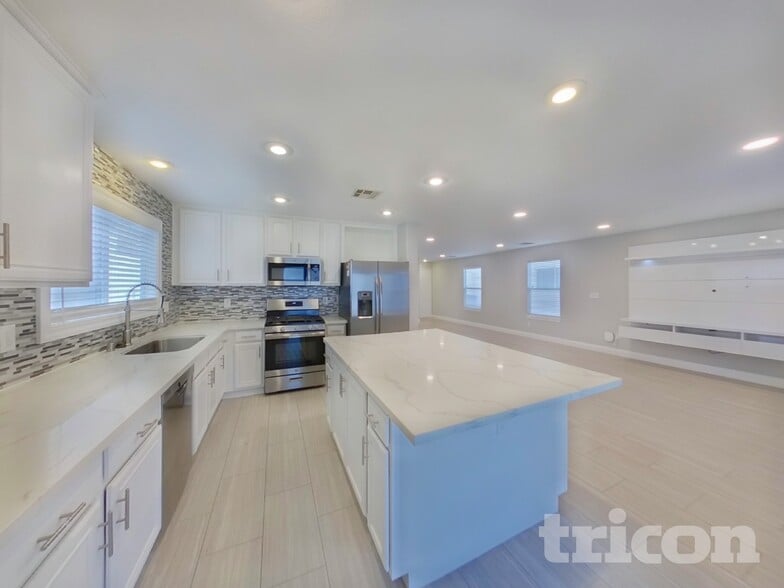 Building Photo - 9569 Colorado Blue St