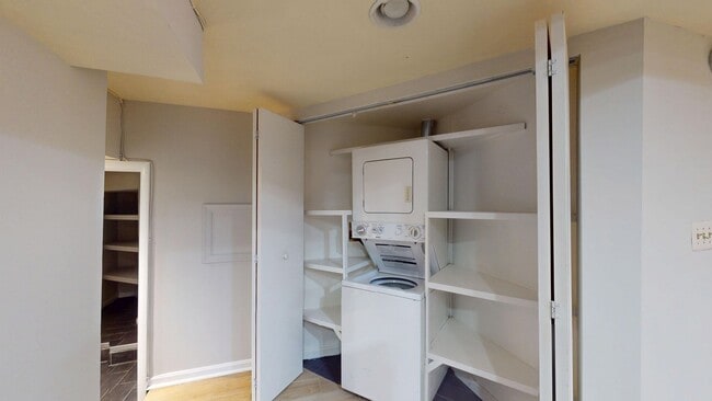 Building Photo - 3141-3143 N Street NW