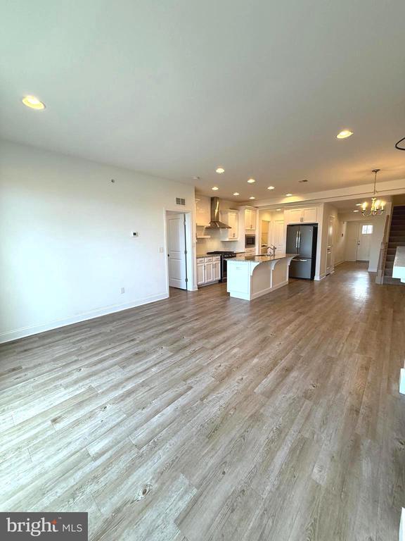 Building Photo - 1413 Woolford Wy