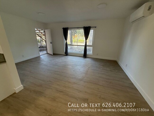 Building Photo - RENOVATED 1BED/1BATH-1 MONTH FREE