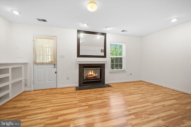Building Photo - 14460 Cider House Ln