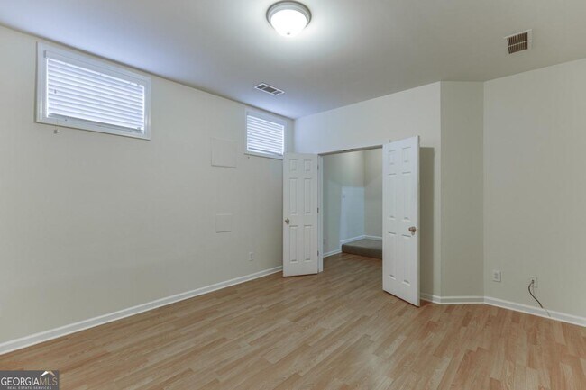 Building Photo - 7565 Grand Reunion Dr