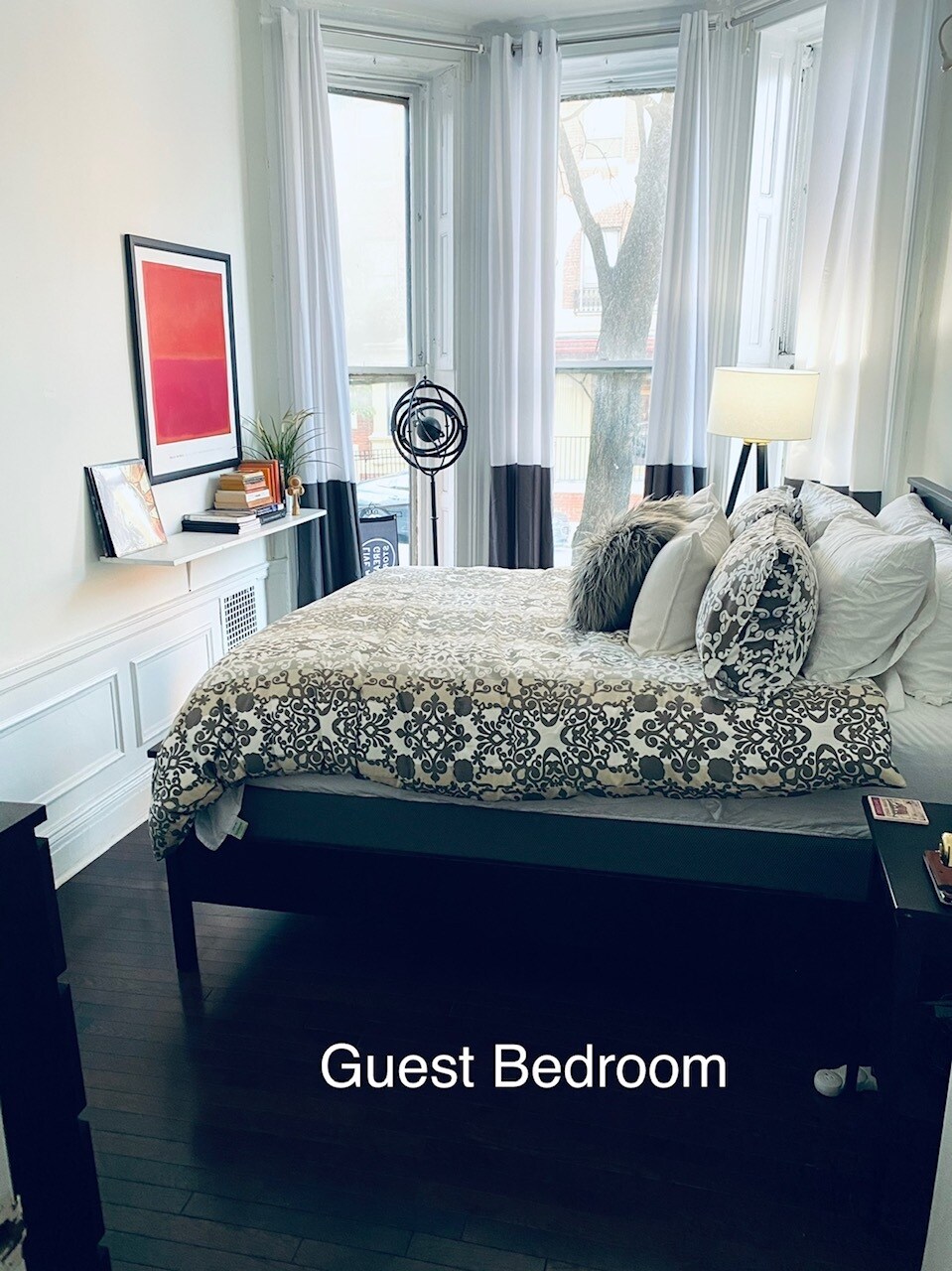 Building Photo - 24 E Eager St