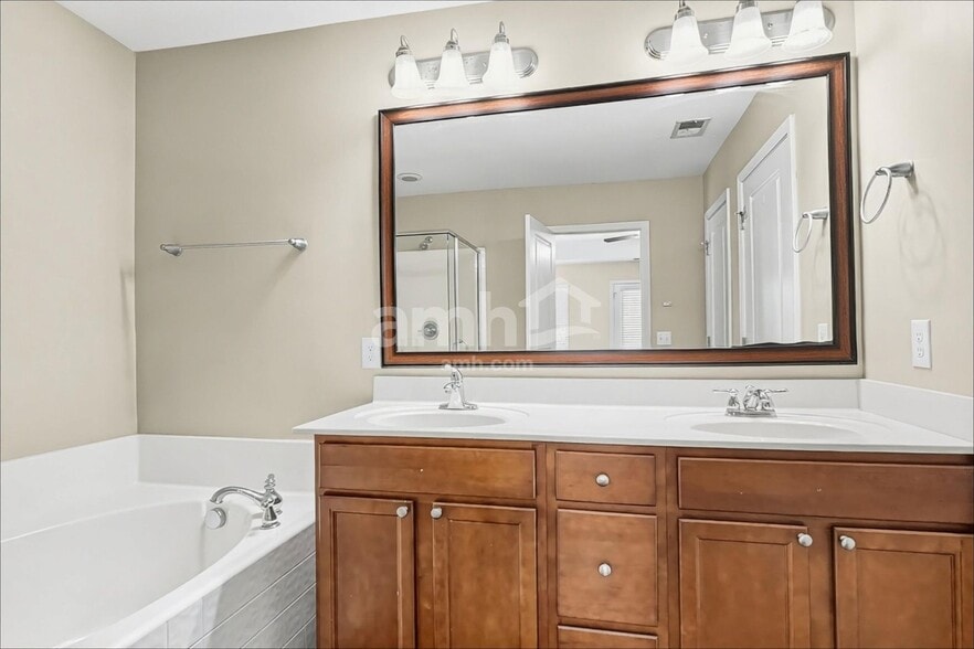 Building Photo - 51 Sand Valley Ct