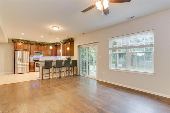 Building Photo - 1477 Morgan Dr